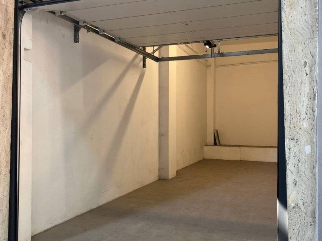 Box / garage a Modena in Via Giuseppe Malmusi - Foto 3