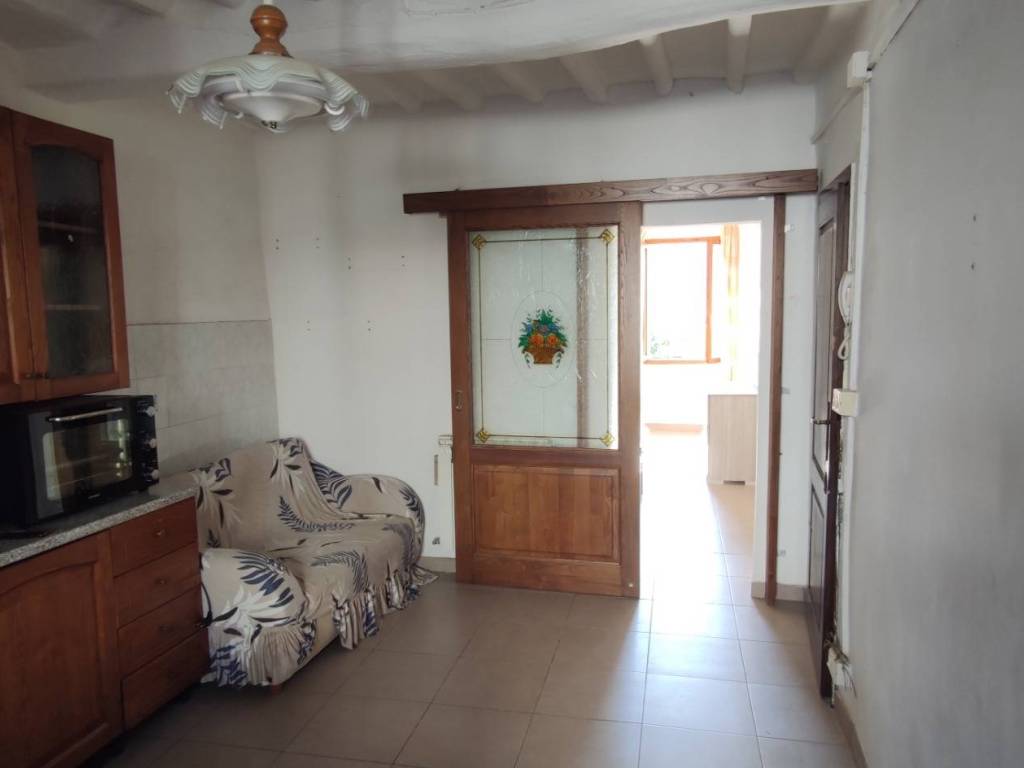 Appartamento a Poggibonsi in Via Gallurí - Foto 2