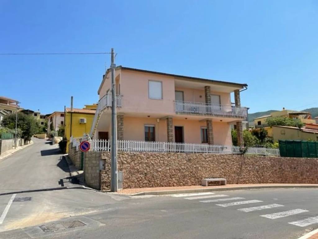 Appartamento a Badesi in Via Nazionale - Foto 2