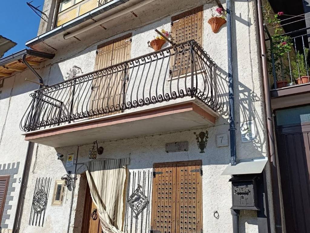 Appartamento a Capistrello in Via San Giovanni, 7 - Foto 3