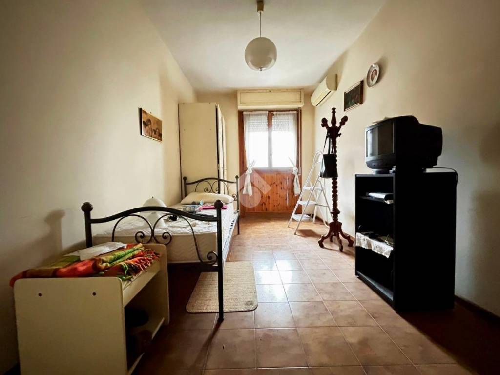 Appartamento a Monserrato in Piazza Giuliano, 5 - Foto 5