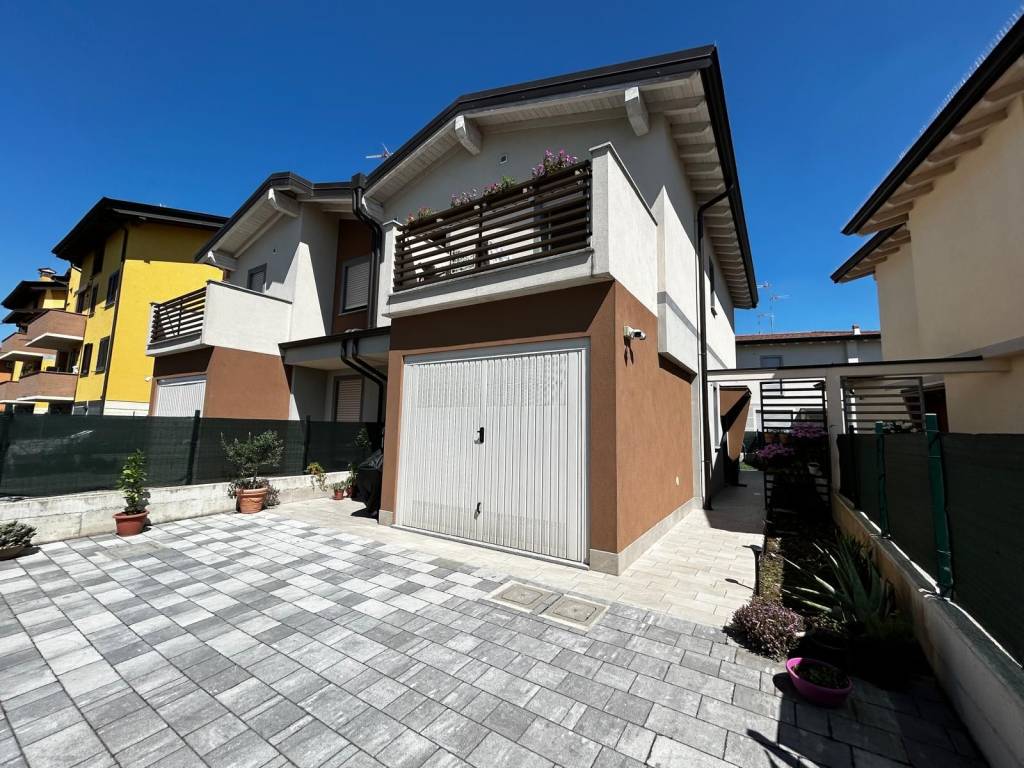Villa a Tavazzano con villavesco in Via Attilio Orecchia, 25 - Foto 2