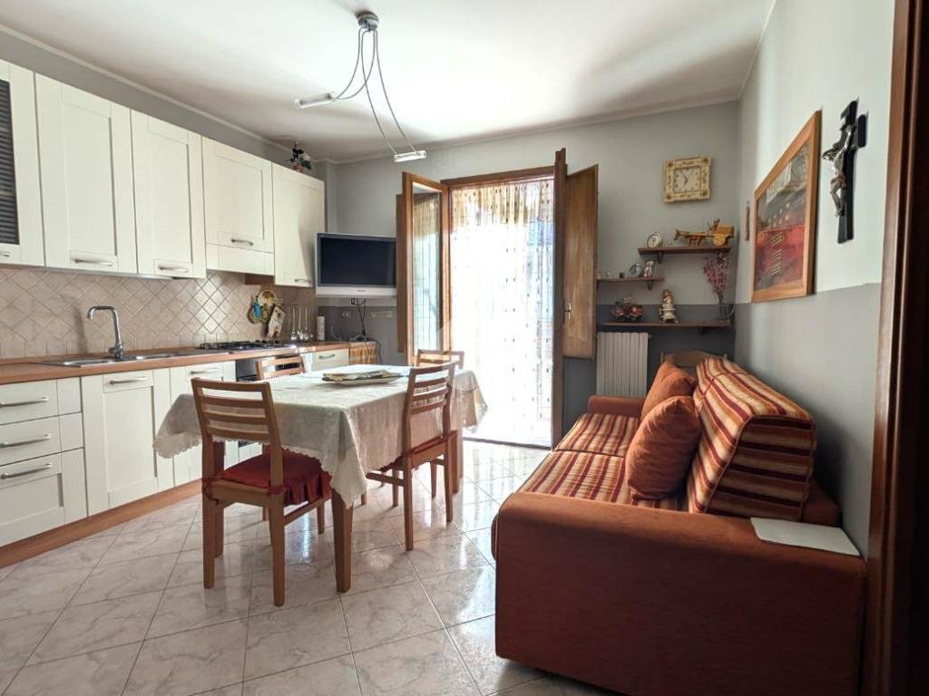 Appartamento a Margherita di savoia in Via 4 Marina, 1 - Foto 4