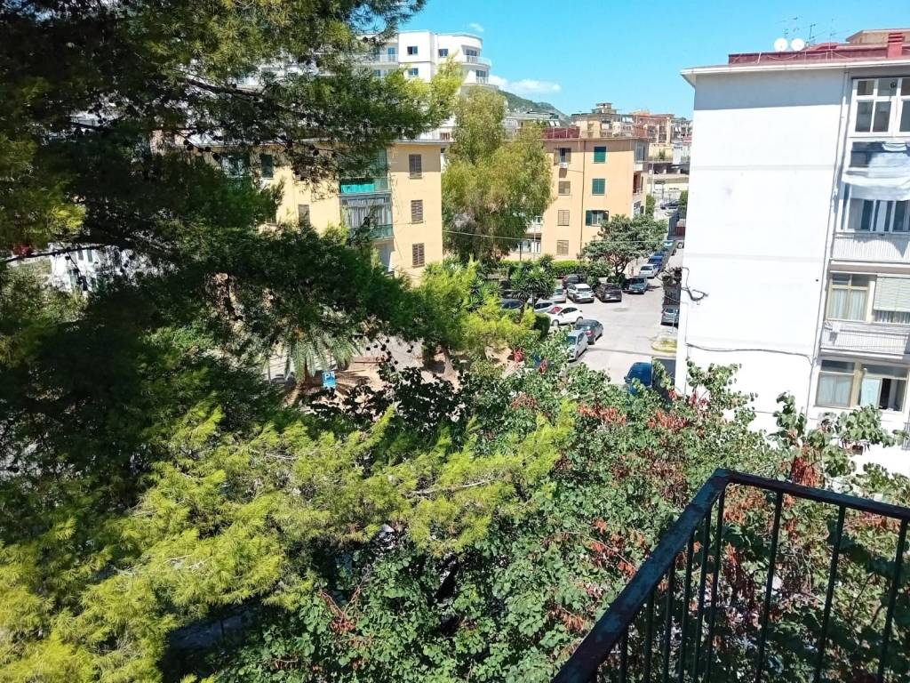 Appartamento a Salerno in Via Michele Pironti, 16 - Foto 3