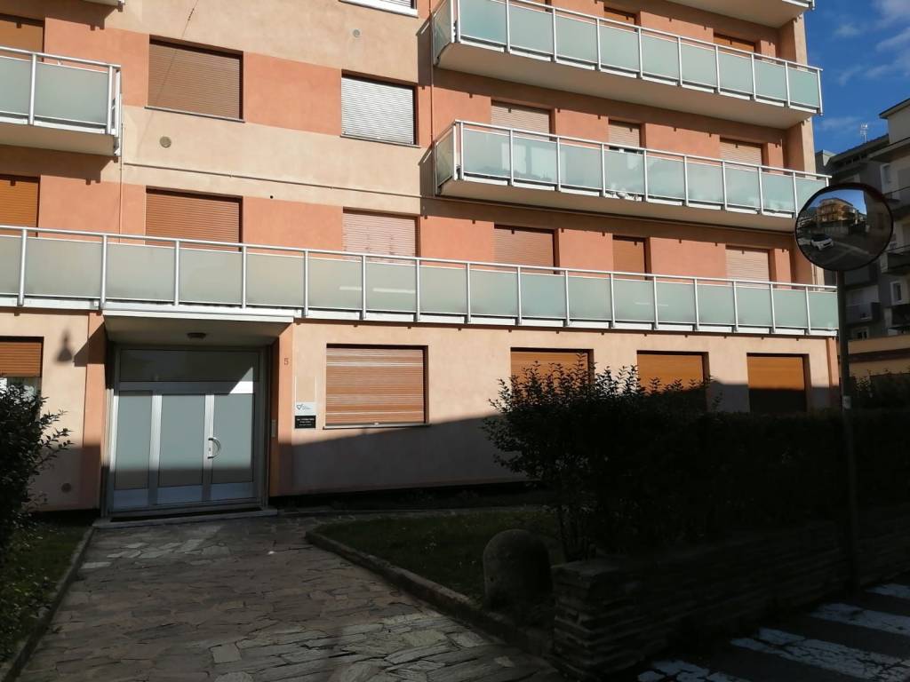 Appartamento a Sondrio in Via Pio Raina - Foto 5