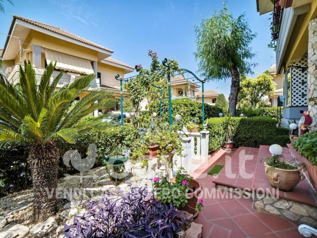 Villa a Priolo gargallo in Via Giovanni Falcone, 1 - Foto 2