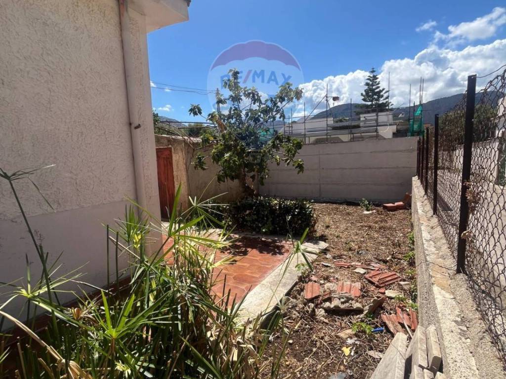 Villa a Carini in via Polipo, 2 - Foto 3