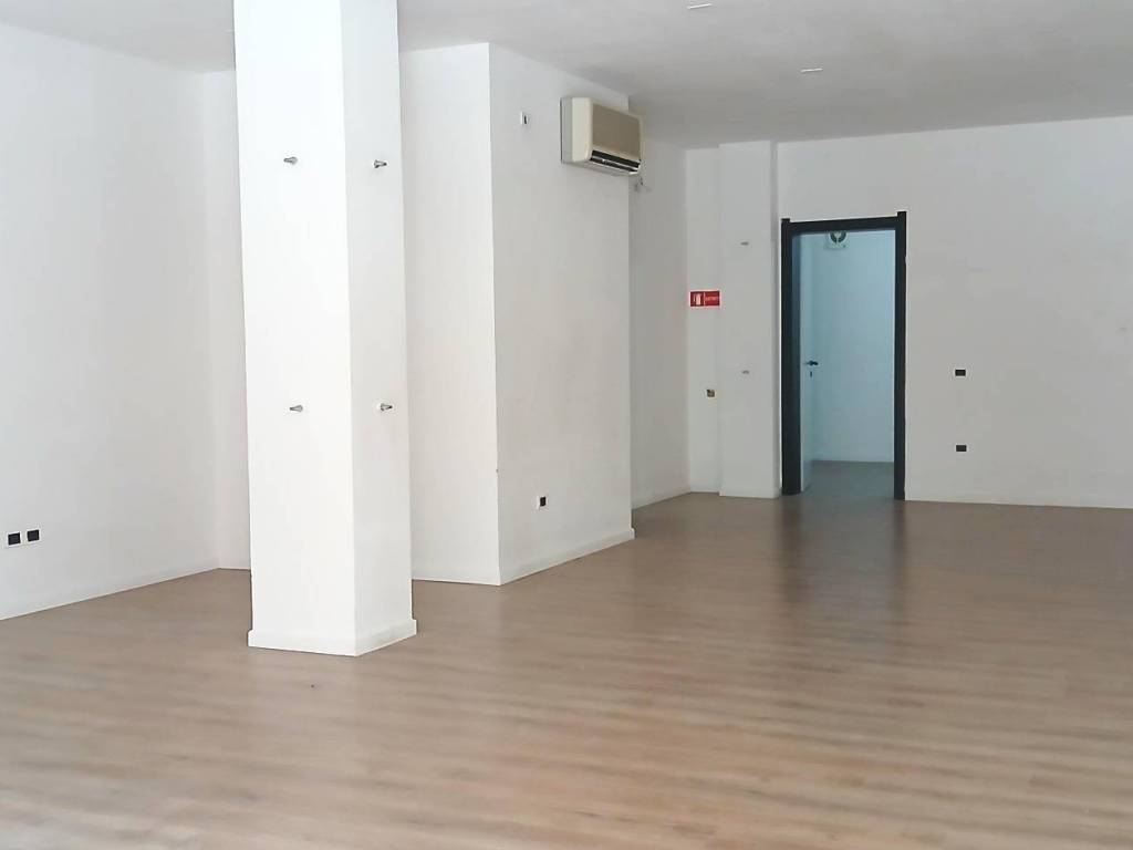 Loft / open space a Cagliari - Foto 4