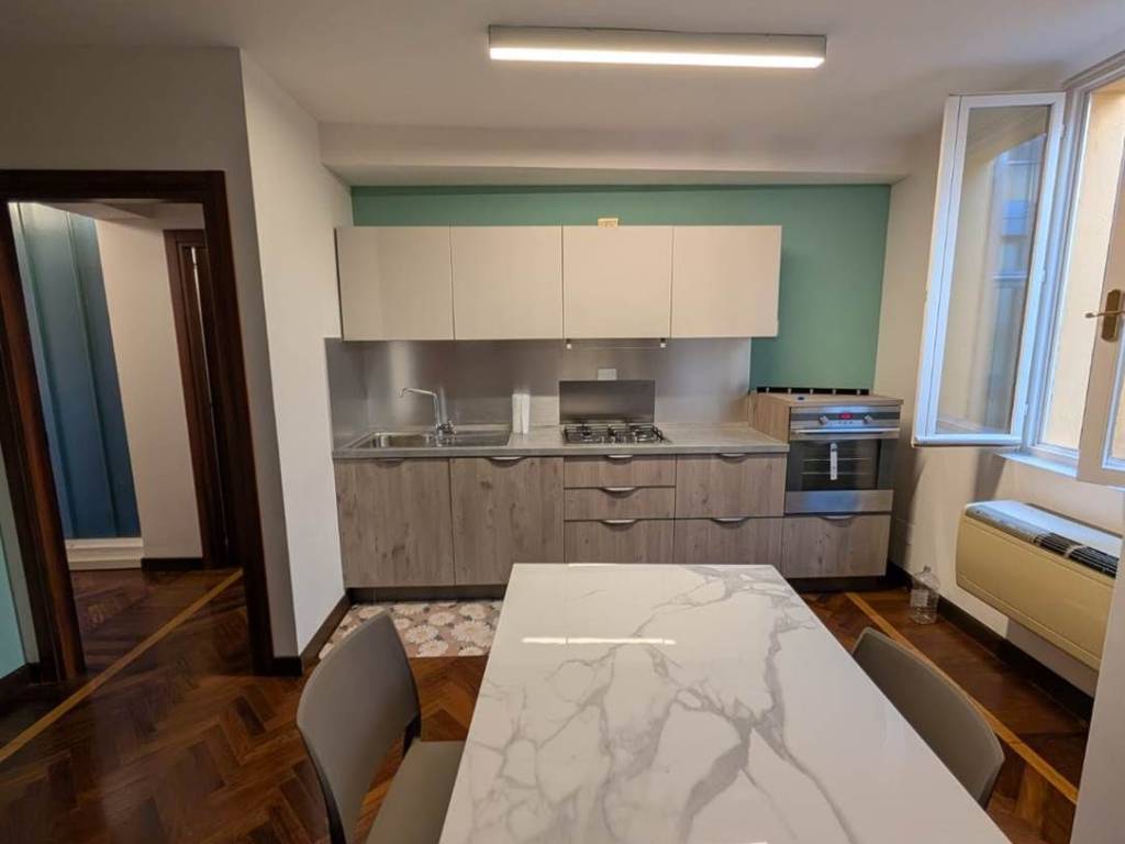 Appartamento a Modena in via castellaro, 13 - Foto 2