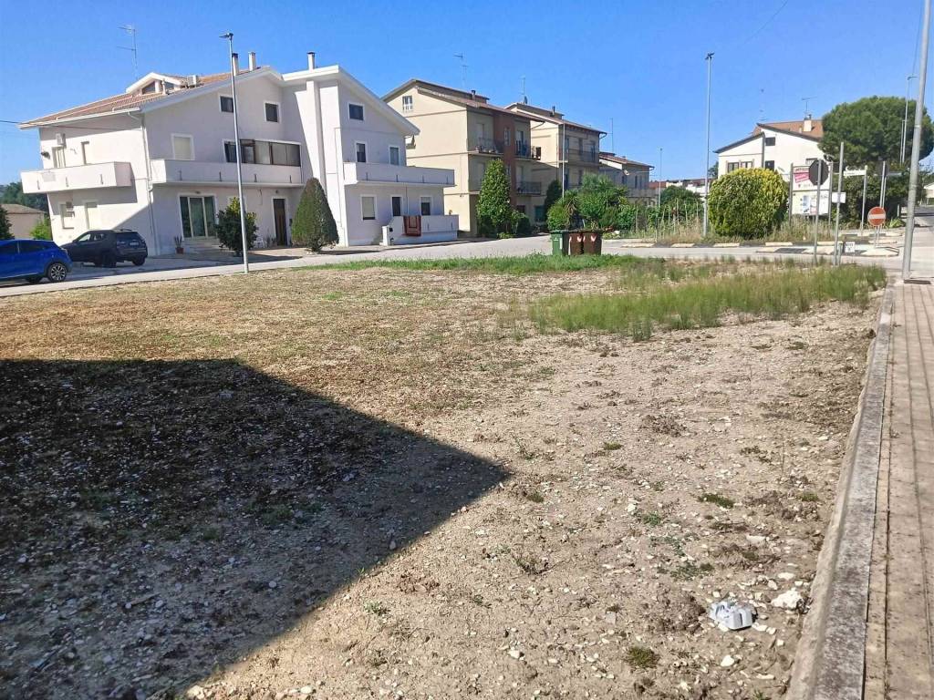 Terreno a Montecosaro - Foto 2