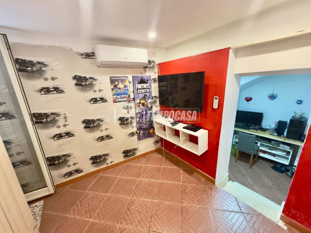 Appartamento a Napoli in Salita Miradois - Foto 3