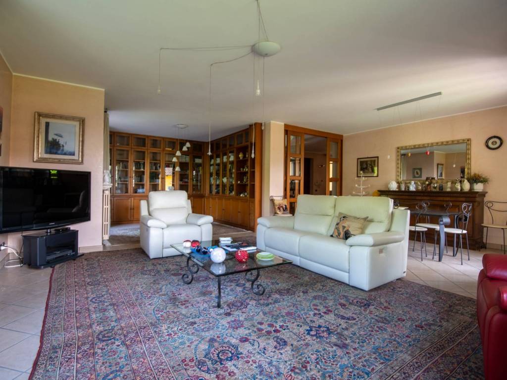 Villa a Cavaglià in Via Michelangelo Buonarroti, 13 - Foto 4