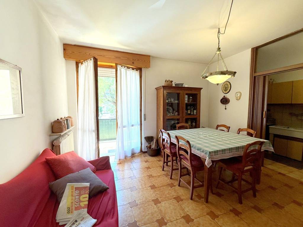 Appartamento a Verona in Via Elena da Persico - Foto 4