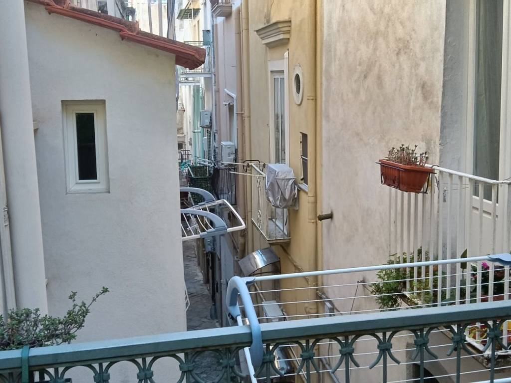 Casa indipendente a Gaeta in Via dell'Indipendenza Vico 9, 19 - Foto 2
