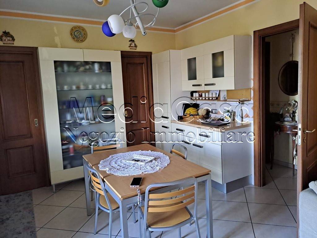 Appartamento a Casaluce in Viale Giuseppe Mazzini - Foto 4