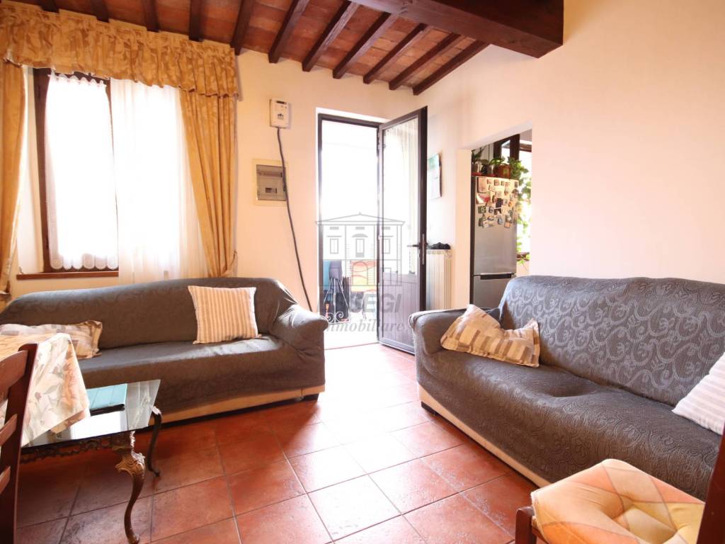 Appartamento a Lucca in Via per Camaiore, 18 - Foto 2
