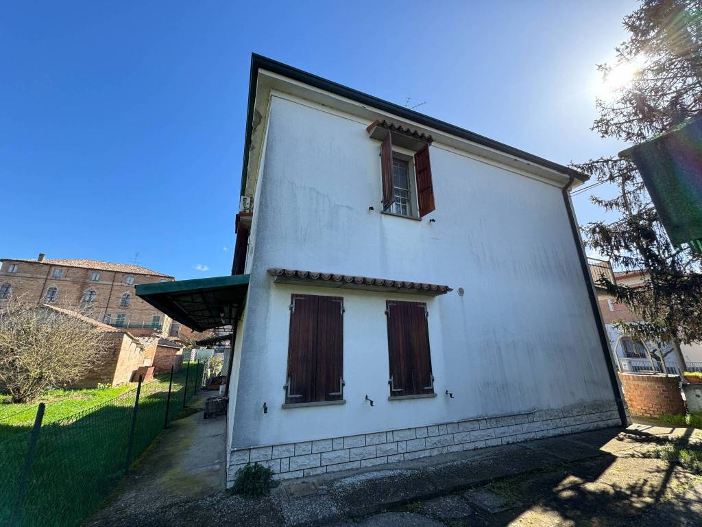 Villa a Alfonsine in Via Vincenzo Antonellini, 11 - Foto 4