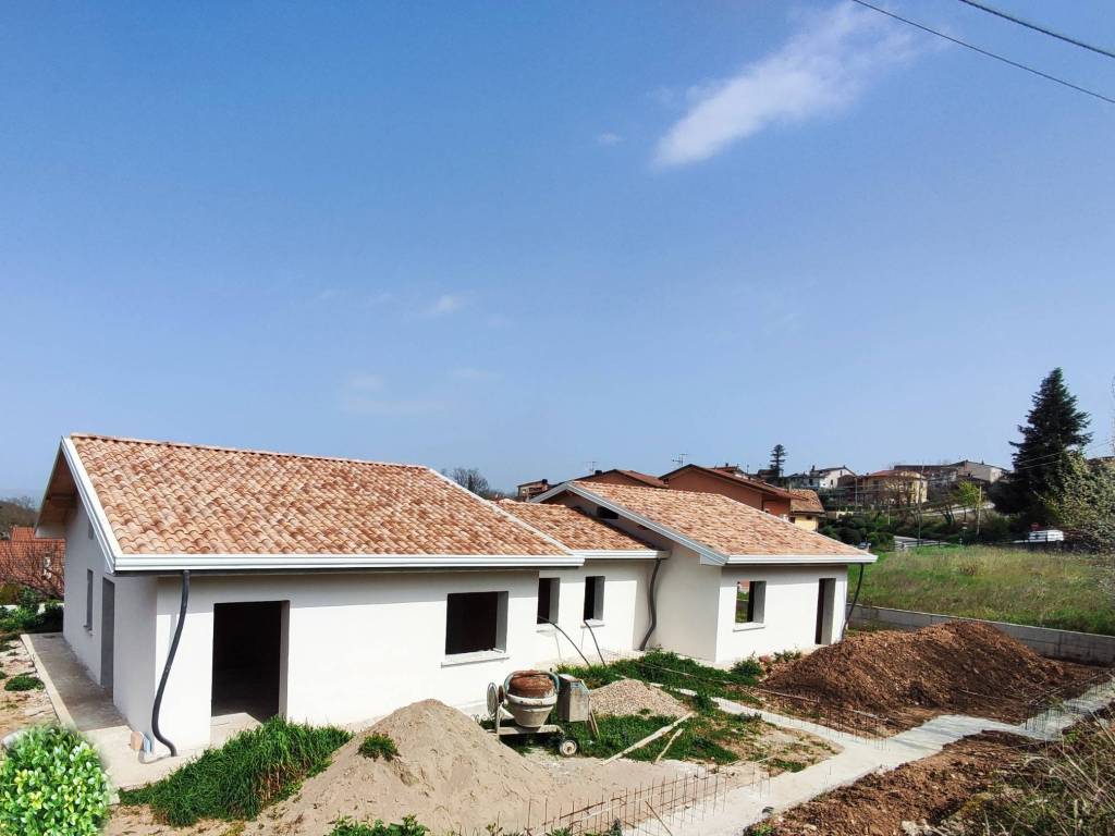Villa a Benevento in Strada Provinciale Perrillo-Mota-Strada Statale 88 - Foto 4