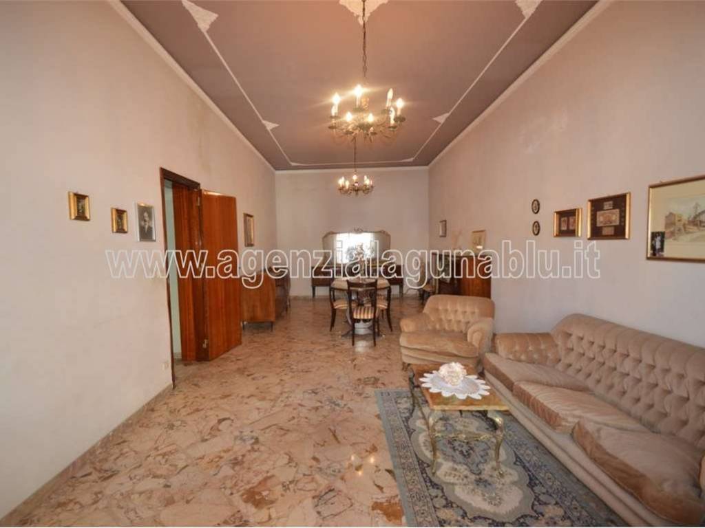 Palazzo / stabile a Mazara del vallo in Via E. Sansone - Foto 2