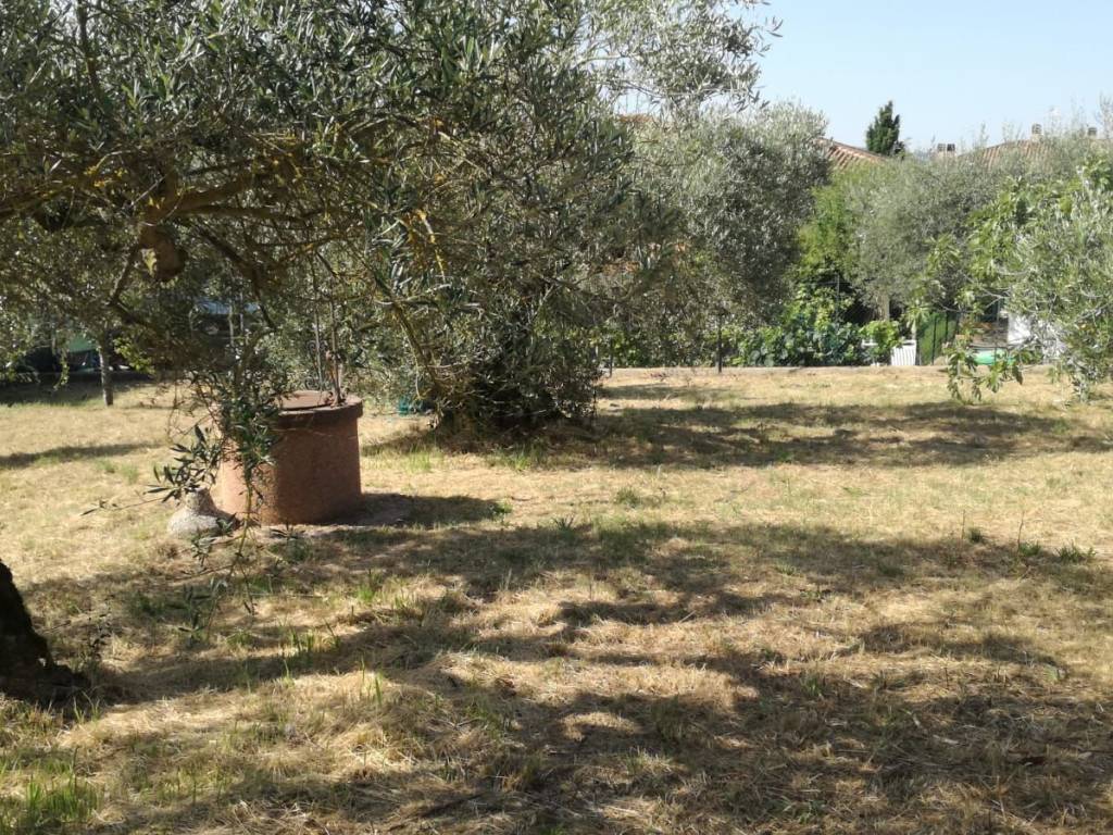 Terreno a Magione in Via Montecucco - Foto 2