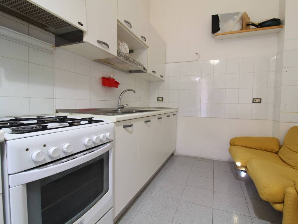 Appartamento a Ancona in Via Tiziano - Foto 4