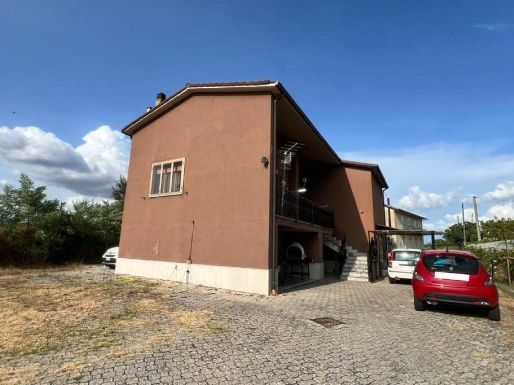 Villa a Pietrelcina in Contrada Fontanelle - Foto 2