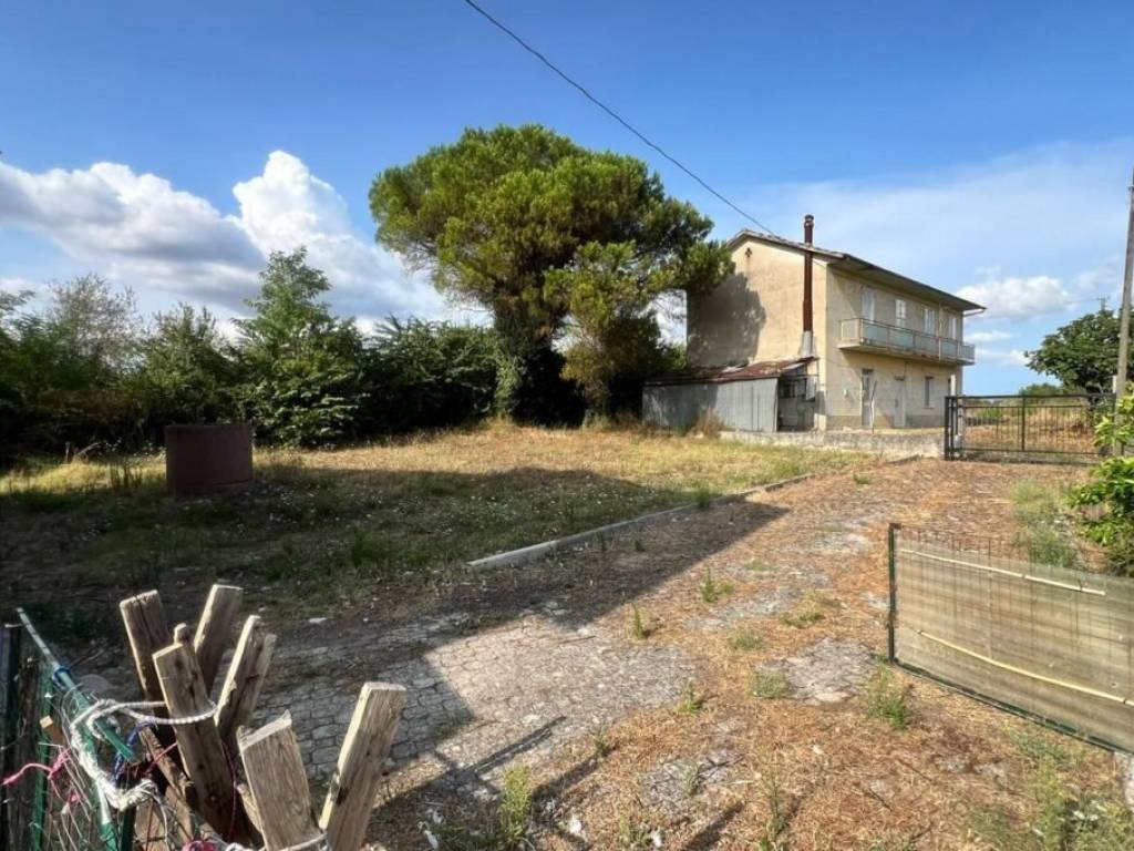 Villa a Pietrelcina in Contrada Fontanelle - Foto 4