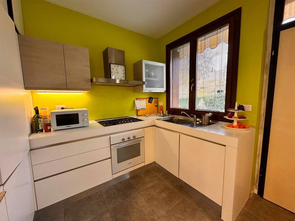 Appartamento a Imbersago in Via Guglielmo Marconi, 6 - Foto 4