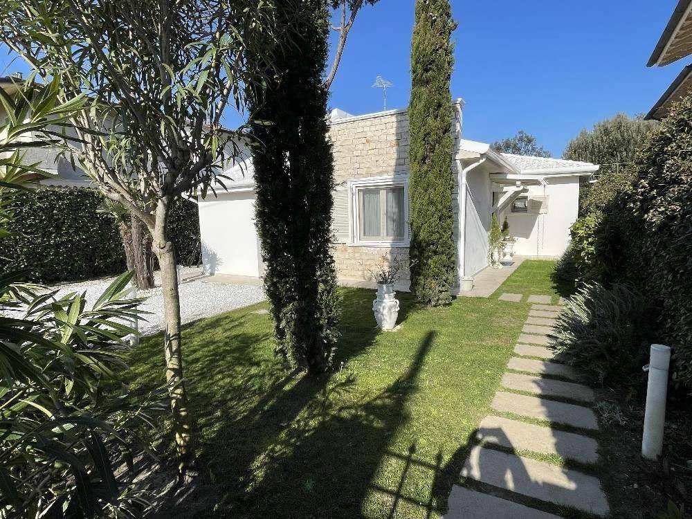 Villa a Pietrasanta in Via San Giovanni Bosco - Foto 5
