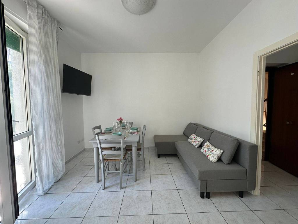 Appartamento a Civitanova marche in Via Santorre Santarosa, 9 - Foto 2