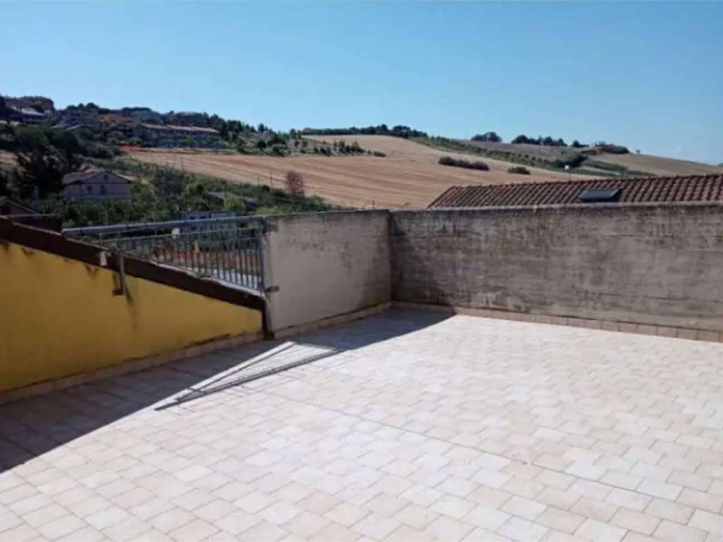 Appartamento a Camerata picena in Via Giovanni Pascoli - Foto 3
