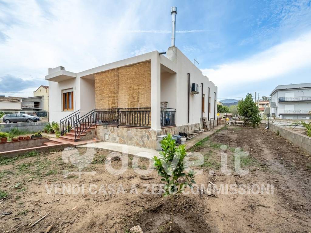 Villa a Tortolì in Via Cambosu, 1 - Foto 2