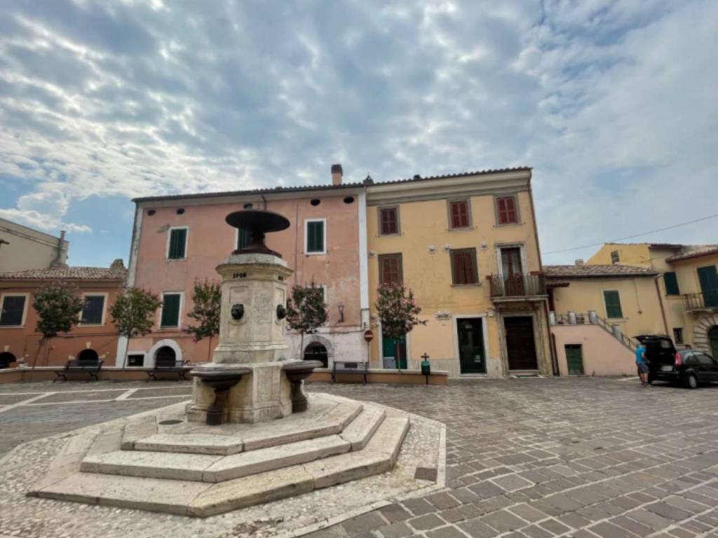 Immobile a Montopoli di sabina in piazza del Comune, 15 - Foto 2