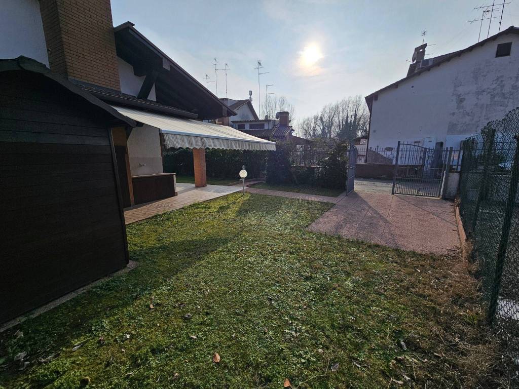 Casa indipendente a Comacchio in Via Amazzonia, 15 - Foto 3