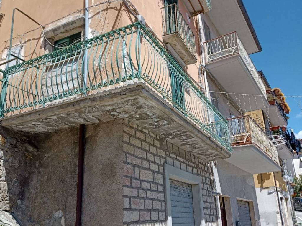 Casa indipendente a Poggio sannita in Corso Vittorio Emanuele III - Foto 2