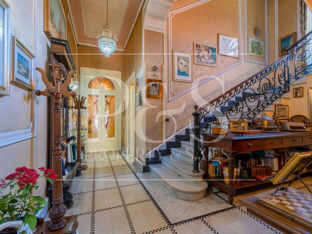 Villa a Cagliari in Viale Luigi Merello - Foto 4