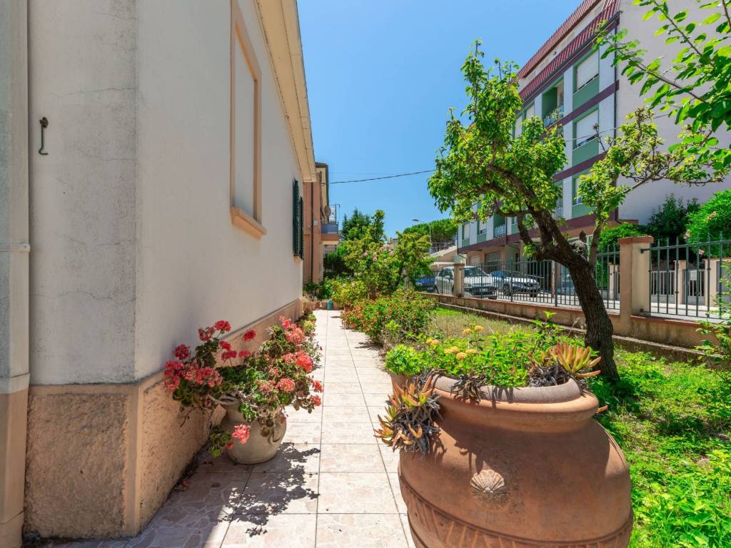 Villa a Montemarciano in Via Dante Alighieri, 10 - Foto 4