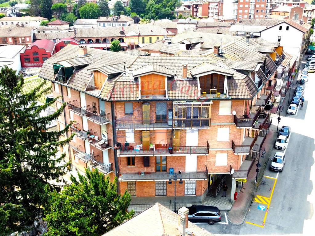 Attico / mansarda a Castagnole delle lanze in Via Luigi Tagliaferro, 1 - Foto 2