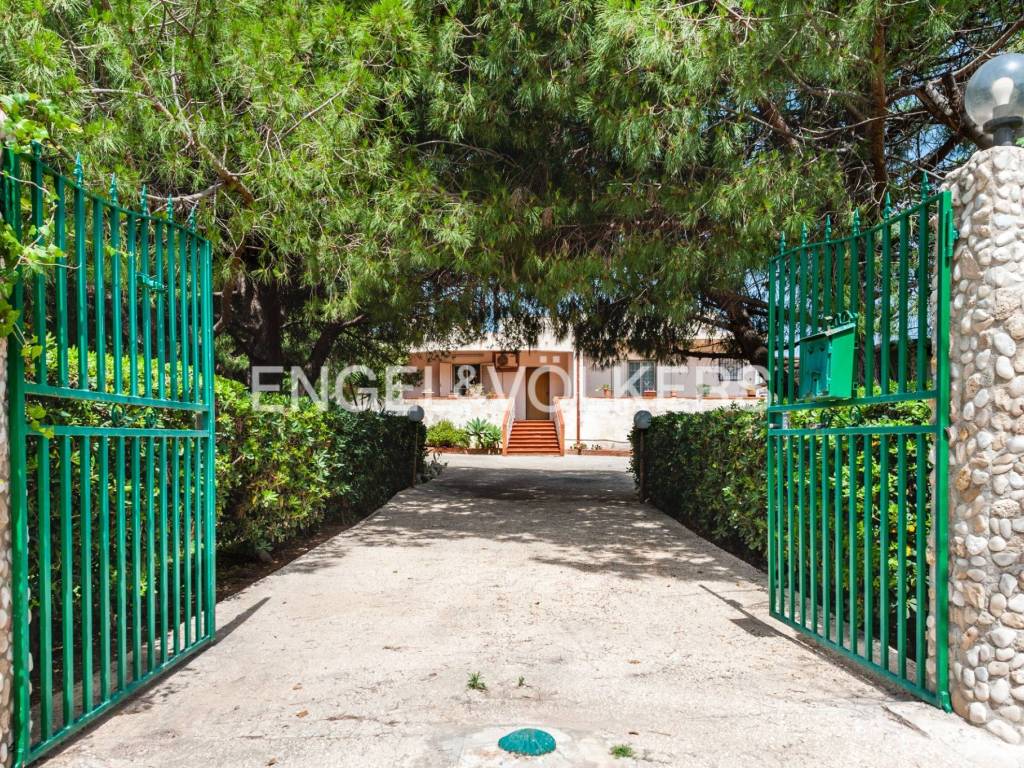 Villa a Siracusa in Via Mallia, 74 - Foto 2