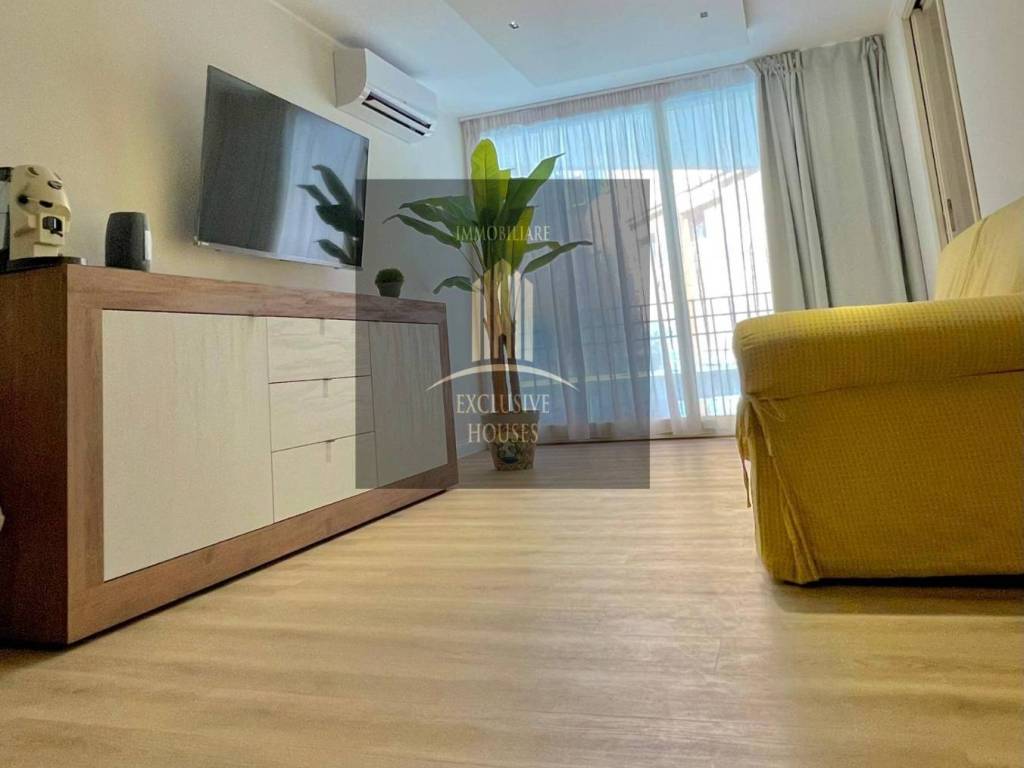 Appartamento a Taormina in Piazza Franz Pagano, 13 - Foto 2