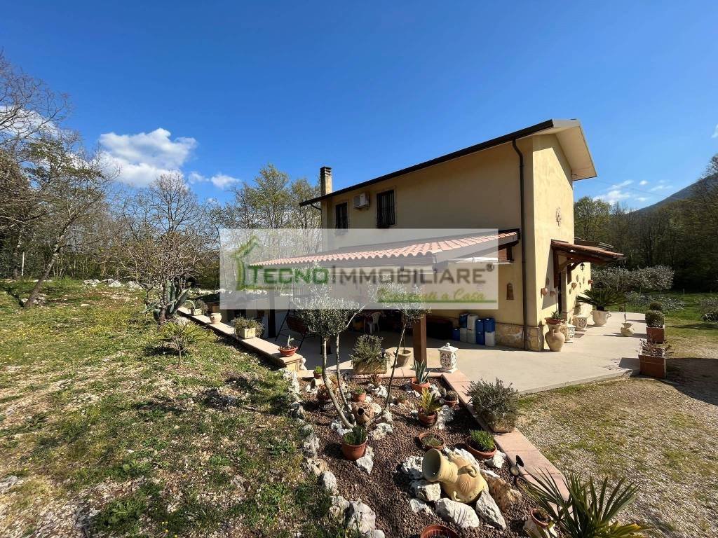 Villa a Pontecorvo in Contrada Sant'Oliva - Foto 3