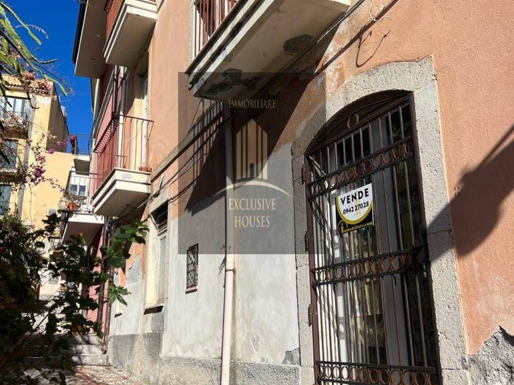 Appartamento a Taormina in Via Damiano Rosso, 11 - Foto 2
