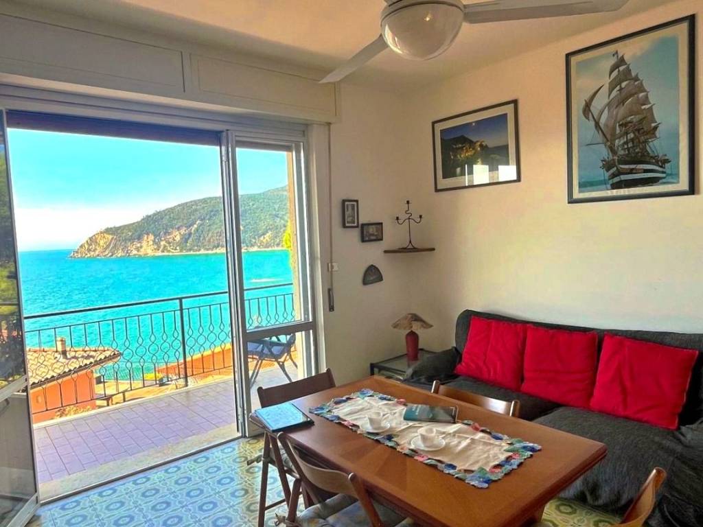 Appartamento a Moneglia in Lungomare Dante Alighieri, 22 - Foto 3