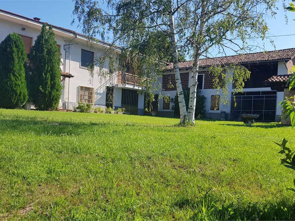 Rustico / casale a Castagnole delle lanze in via vecchia annunziata - Foto 2