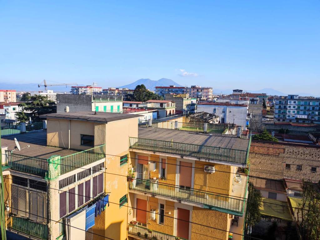 Appartamento a Napoli in Corso Secondigliano, 563 - Foto 2