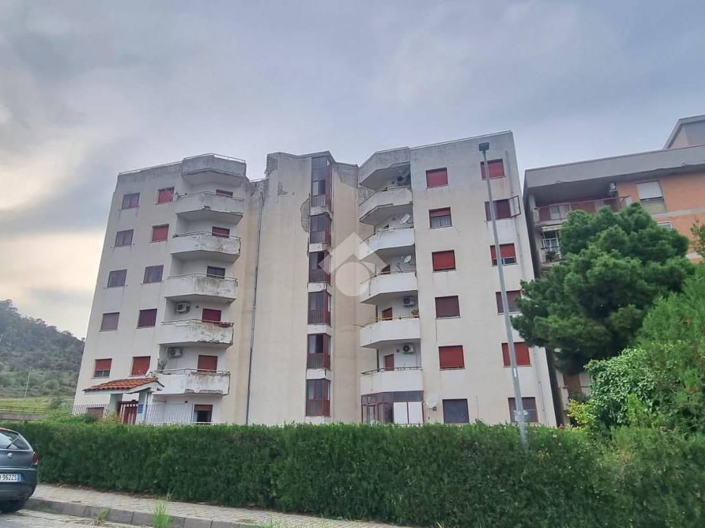 Appartamento a Catanzaro in Via brigata, 1 - Foto 2