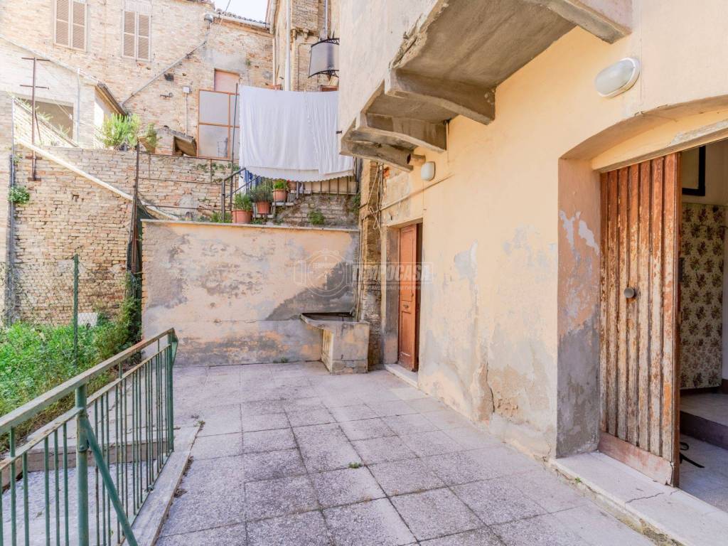 Casa indipendente a Civitanova marche in Vicolo del Teatro - Foto 4