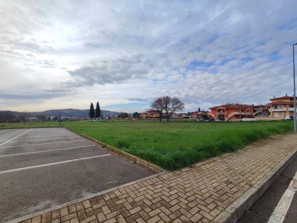Terreno a Colli al metauro in Via fermo - Foto 5