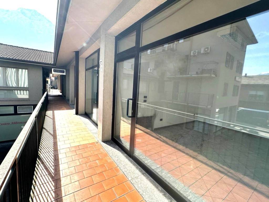 Appartamento a Colico in Via Baronia - Foto 5