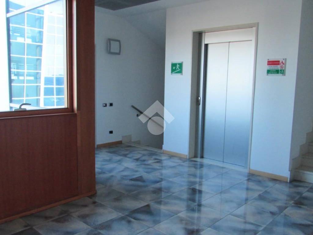 Appartamento a Porto mantovano in Strada Antonio Gramsci - Foto 5